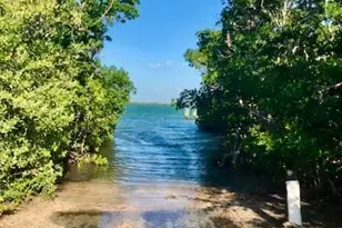 19543 Navajo St, Sugarloaf Key, FL 33042 - Photo 45