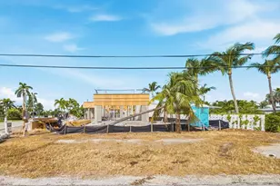 1000 W Ocean Dr, Key Colony, FL 33051 - Photo 11