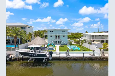 139 Marina Avenue, Key Largo, FL 33037 - Photo 1
