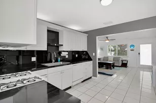 19 SE Marlin Ave, Key Largo, FL 33037 - Photo 15
