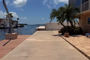 239 Plantation Ave, Plantation Key, FL 33070 - Photo 3