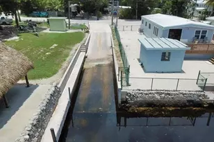302 Ryan Ave, Key Largo, FL 33037 - Photo 3