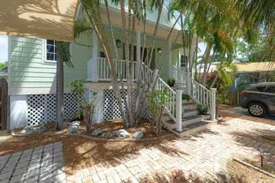 2313 Fogarty Avenue, Key West, FL 33040 - Photo 3