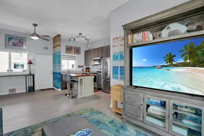 10877 Overseas Highway #APT 35, Marathon, FL 33050 - Photo 13