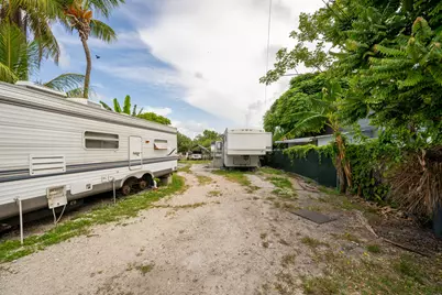 5331 5th Avenue, Stock Island, FL 33040 - Photo 7