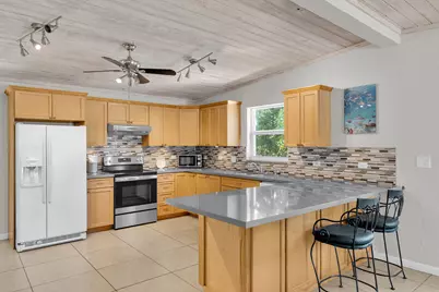 148 Sunrise Drive, Plantation Key, FL 33070 - Photo 9