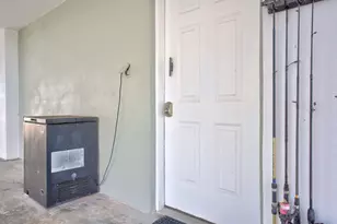 101 N Coral Ln, Key Colony, FL 33051 - Photo 27