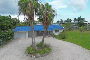 550 Pine Ln, Big Pine Key, FL 33043 - Photo 17