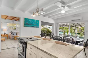 581 9th St, Key Colony, FL 33051 - Photo 21