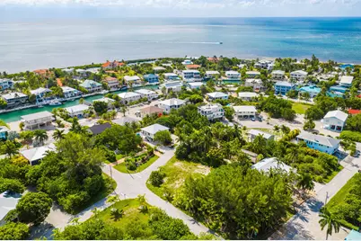 101 S Bahama Drive, Duck Key, FL 33050 - Photo 9