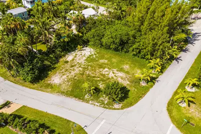 101 S Bahama Drive, Duck Key, FL 33050 - Photo 5