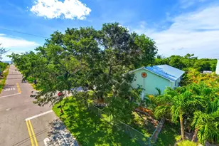 31054 Ave J, Big Pine Key, FL 33043 - Photo 5