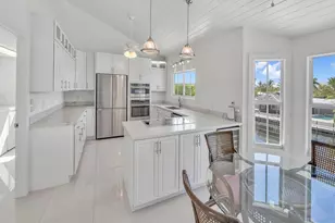 157 Valencia Dr, Plantation Key, FL 33036 - Photo 11