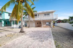 126 3rd Ln, Key Largo, FL 33037 - Photo 1