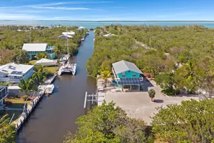 1934 No Name Dr, Lower Sugarloaf Key, FL 33043 - Photo 11