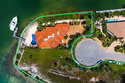 390 13th Street, Key Colony, FL 33051 - Photo 3