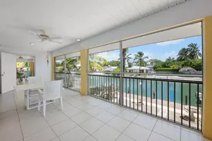 126 N Indies Dr, Duck Key, FL 33050 - Photo 37
