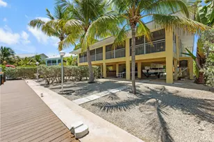 126 N Indies Dr, Duck Key, FL 33050 - Photo 43