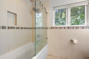 157 Navajo St, Upper Matecumbe Key Islamorada, FL 33070 - Photo 13