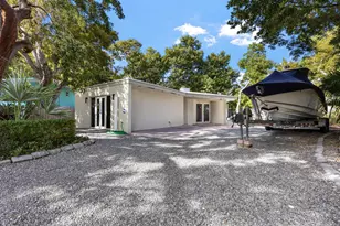 157 Navajo St, Plantation Key, FL 33070 - Photo 1