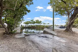 157 Navajo St, Upper Matecumbe Key Islamorada, FL 33070 - Photo 33