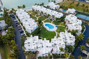 601 W Ocean Dr, Key Colony, FL 33051 - Photo 29
