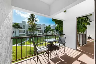 601 W Ocean Dr, Key Colony, FL 33051 - Photo 11