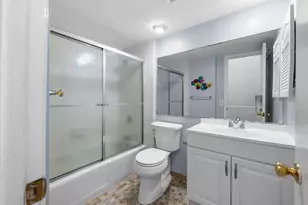 601 W Ocean Dr, Key Colony, FL 33051 - Photo 25