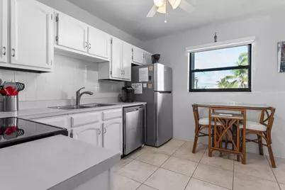 601 W Ocean Drive #312D, Key Colony, FL 33051 - Photo 15