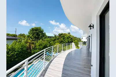273 W Seaview Drive, Duck Key, FL 33050 - Photo 9