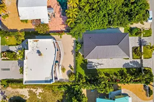 273 W Seaview Dr, Duck Key, FL 33050 - Photo 21