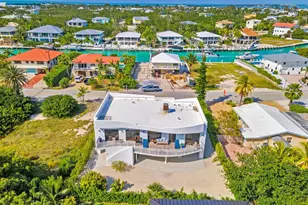 273 W Seaview Dr, Duck Key, FL 33050 - Photo 5
