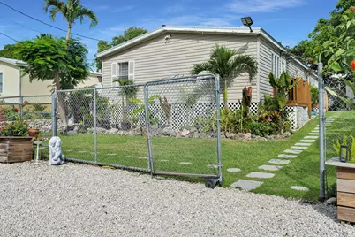 915 Plantation Road, Key Largo, FL 33037 - Photo 3