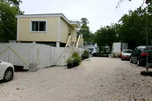 956 Shaw Dr, Key Largo, FL 33037 - Photo 1