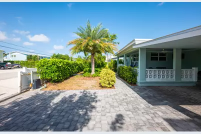 209 Shore Avenue, Big Coppitt, FL 33040 - Photo 25