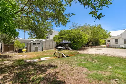 901 Eisenhower Drive, Key West, FL 33040 - Photo 25