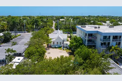 901 Eisenhower Drive, Key West, FL 33040 - Photo 7