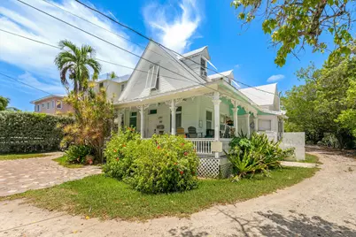 901 Eisenhower Drive, Key West, FL 33040 - Photo 3
