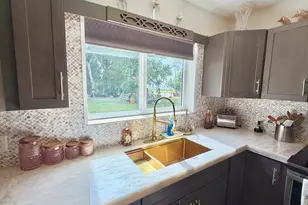 149 N Bay Harbor Dr, Key Largo, FL 33037 - Photo 13