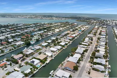 350 11th Street, Key Colony, FL 33051 - Photo 37