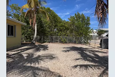 135 Peace Avenue, Key Largo, FL 33070 - Photo 19