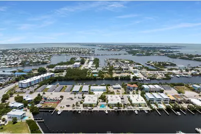 107 Avenue D #APT 201, Marathon, FL 33050 - Photo 27