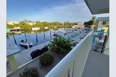 107 Avenue D #APT 208, Marathon, FL 33050 - Photo 9