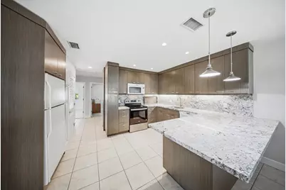 138 N Indies Drive #B, Duck Key, FL 33050 - Photo 13