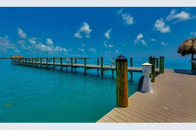 10877 Overseas Highway #APT 112, Marathon, FL 33050 - Photo 9