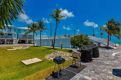 10877 Overseas Highway #APT 112, Marathon, FL 33050 - Photo 19