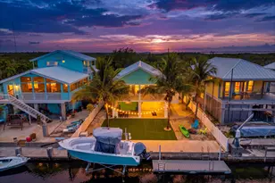 401 Coral Ave, Ramrod Key, FL 33042 - Photo 3