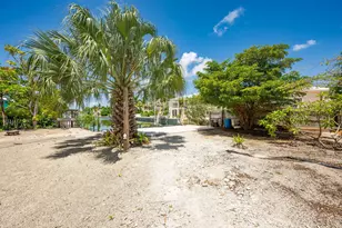 17183 W Green Turtle Ln, Sugarloaf Key, FL 33042 - Photo 39