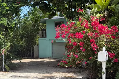 360 Mahogany Drive, Key Largo, FL 33037 - Photo 1