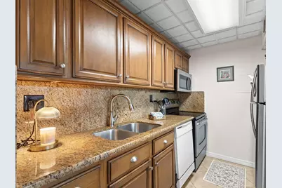 88500 Overseas Highway #208, Plantation Key, FL 33070 - Photo 9